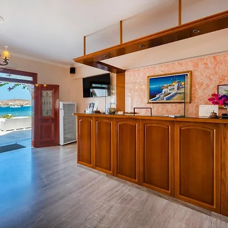 Irene - Beachfront 아파트호텔 3*