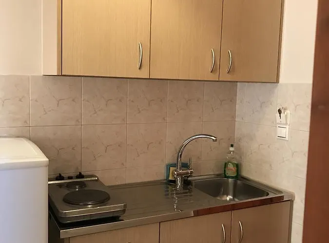 Irene - Beachfront Appart hôtel