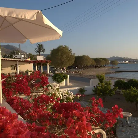 Irene - Beachfront باروس