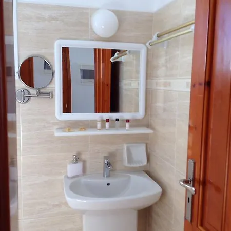 Irene - Beachfront Lejlighedshotel Páros