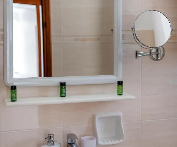 Irene - Beachfront Ξενοδοχείο με διαμερίσματα