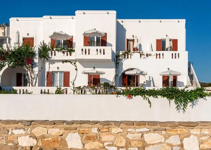 Ξενοδοχείο με διαμερίσματα Irene - Beachfront 3*